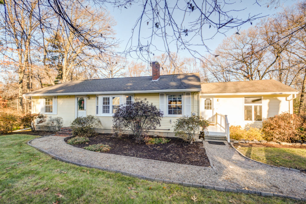 Andover Ranch for Sale - 112 Salem St Andover, MA