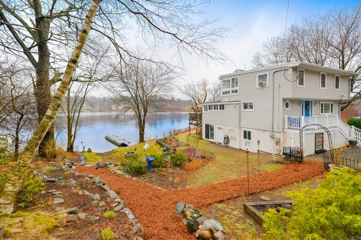 Waterfront Home Georgetown, MA