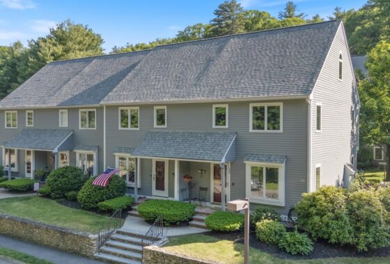 Country Hollow Village